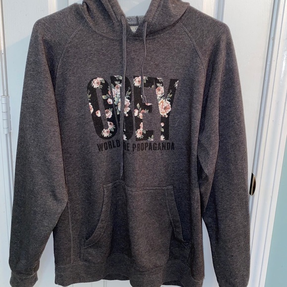 Sweatshirt - Picture 1 of 2